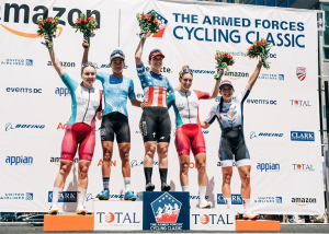 Paola Muñoz roza el podio en la Armed Forces Cycling Classic 2026